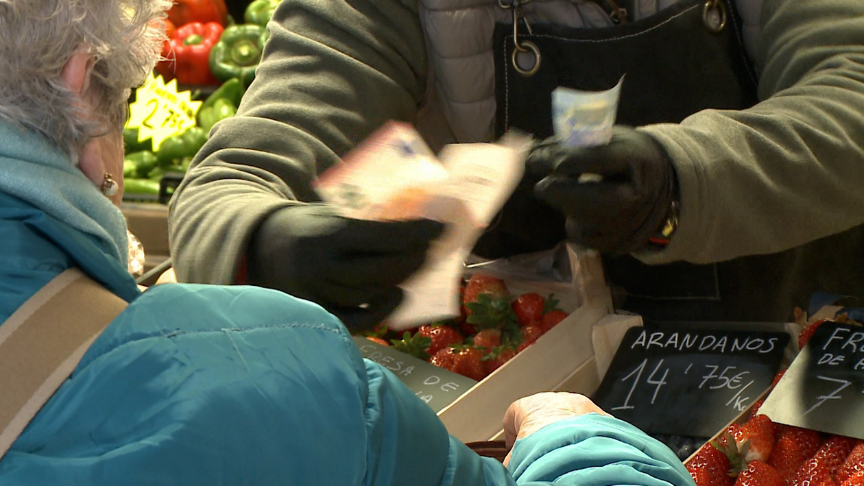 Los mayores de 55 años se consolidan como el motor del consumo en España