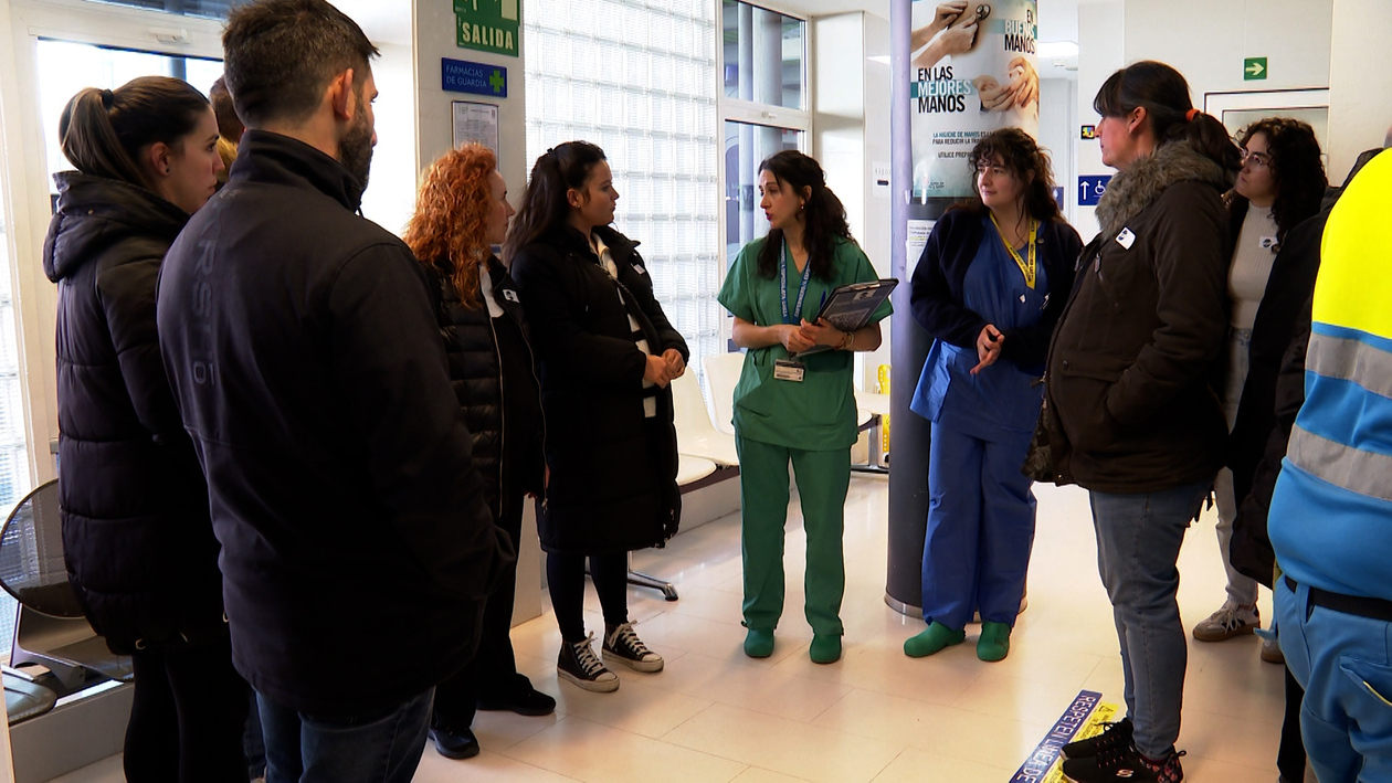 Un tour para los futuros padres en el hospital