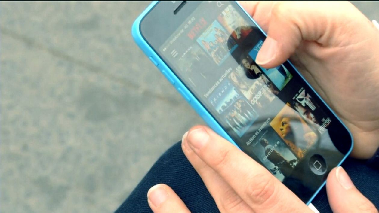 La OCU alerta de nuevas estafas que suplantan a Netflix y a la Administración