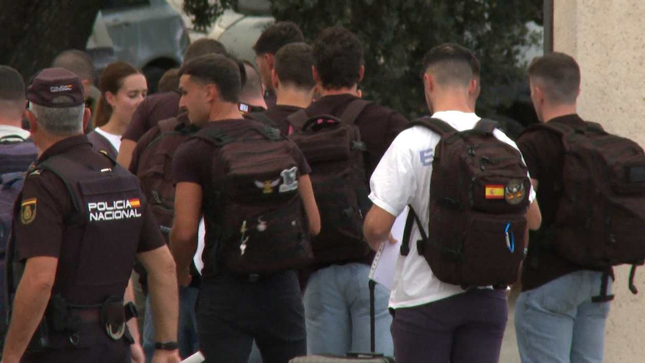 La Escuela Nacional de Policía de Ávila recibe a los primeros 500 alumnos de la nueva promoción